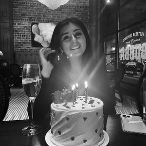 Meet your Posher, Sunny